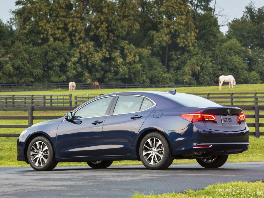  Acura TLX 2.4L 2015 года  (фото 3 из 17)